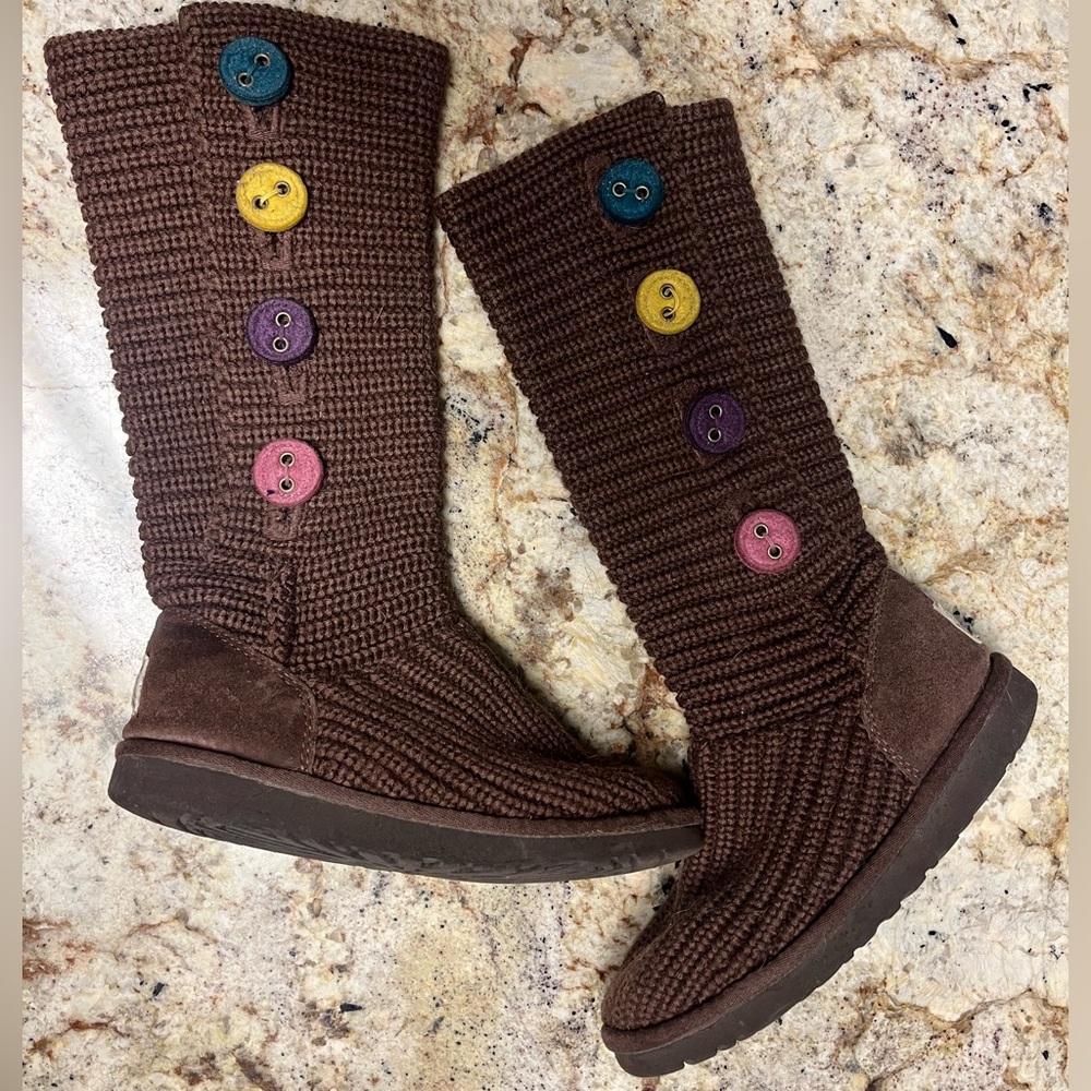 UGG’s Classic Cardy Boot